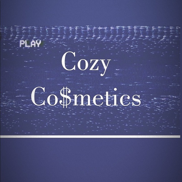 Meet your Posher, Alyssa - Picture 1 of 1